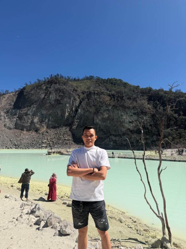 Destinasi Wisata Hits di Sumatra Barat yang Wajib Dikunjungi Menggunakan Mobil Rental